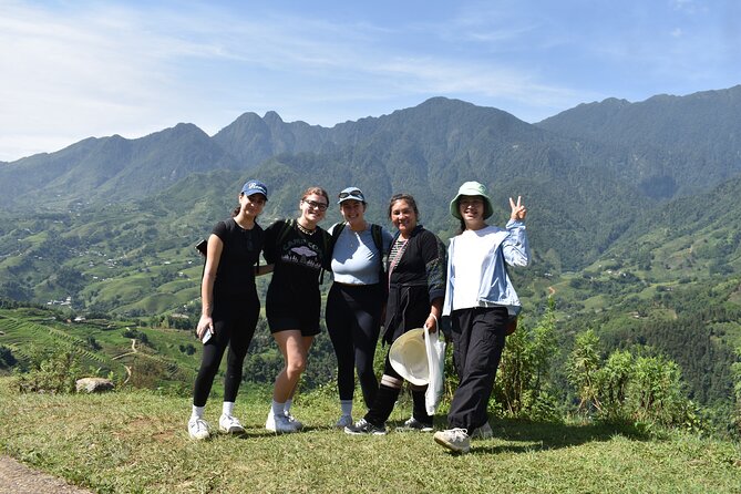 1-Day Private Trekking in Sapa through Terraces Rice Fields - Meals on the trail: lunch included, vegetarian by request