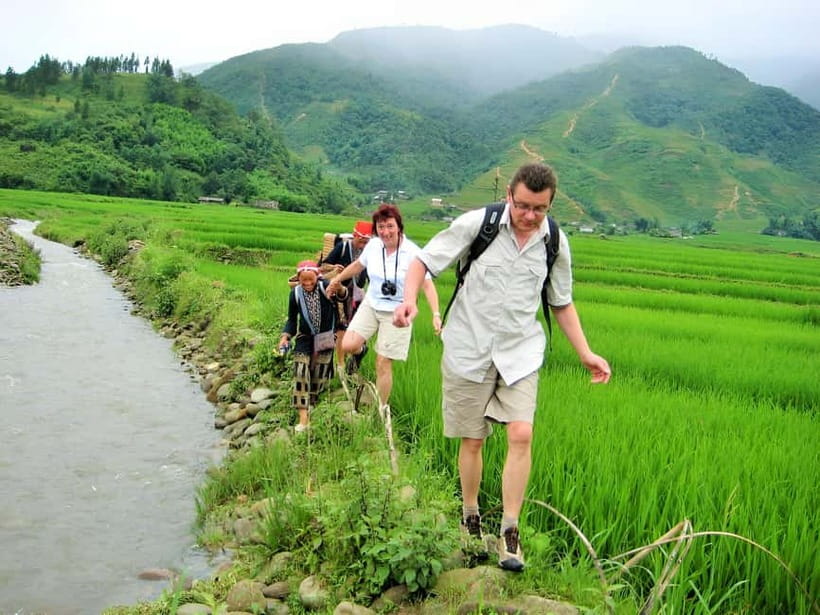 1-Day Sapa Long Trek - Rice Field Terrace, Ethnic Culture - Starting from Sapa town at 9:00 AM and finding your bearings on Fansipan