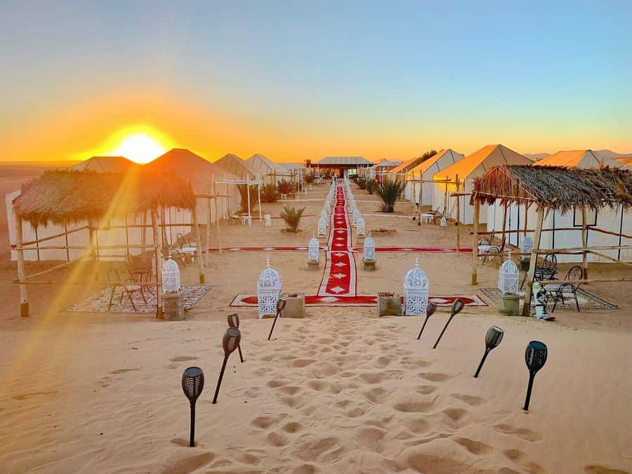1 night Camel Trek in Merzouga Desert - Getting there and meeting your guide