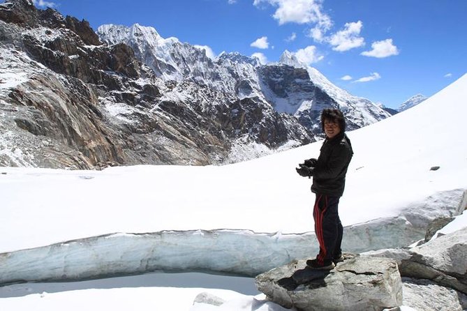 10 Days Everest Base Camp Trek - Dingboche to Lobuche: the trek becomes more serious