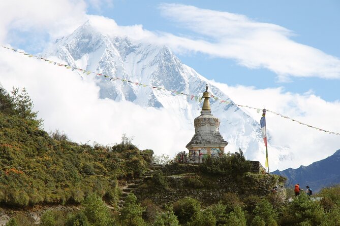 14 Day - Everest Base Camp Trek - Dingboche to Lobuche: the climb gets serious above 4,900m