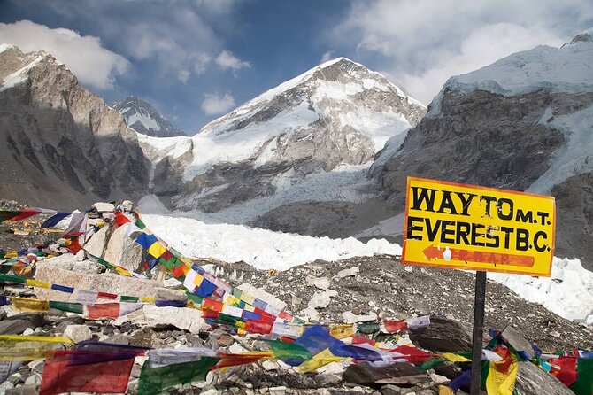 14 Days Private Tour Everest Base Camp Trek - Dingboche via Deboche: Glaciers, Stone Walls, and Ama Dablam Up Close