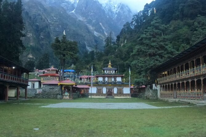16 Day Private Manaslu Circuit Trek from Kathmandu - Two shorter Manaslu walking days: why you should appreciate the off-days