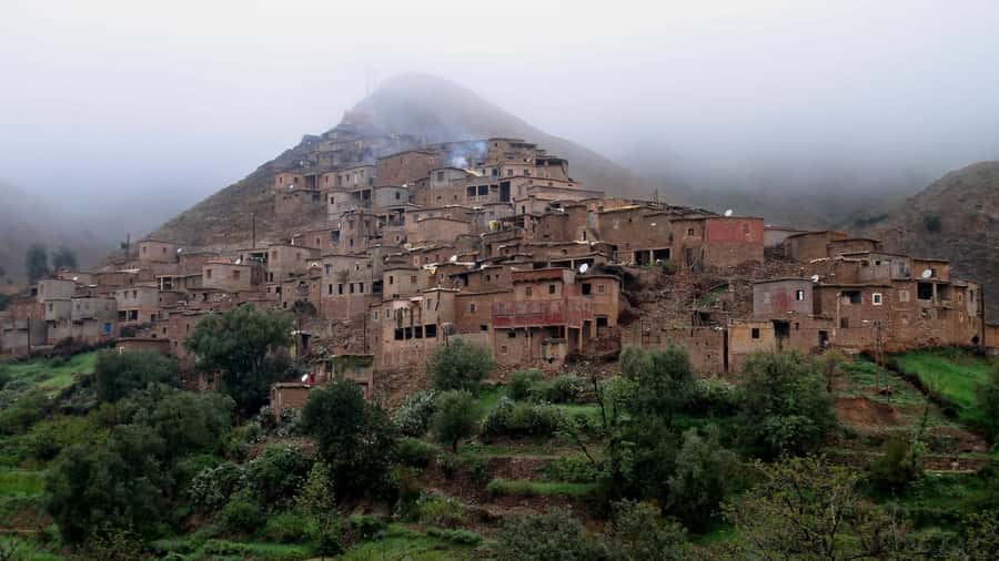 2-Day Atlas Mountains Morocco Trek with Village Stay - Day 2: Sidi Chamharouch, Then Tizi Izgaren Pass at 2520m