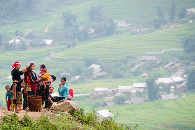 2-day Sapa Trekking & Fansipan Cable Car & Bus from Hanoi - Returning to Hanoi: free time, then a late drop back near Hoàn Kiếm