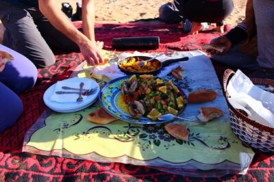 2-day trek - In the footsteps of beetles - Day 1 camp: the ostriches plain bivouac and the fire vigil