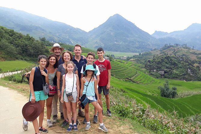 2 days authentic trekking tour in Sapa ( Homestay - Less touristy ) - Day 2: Ngũ Chỉ Sơn and the Suoi Thau path to mountain views