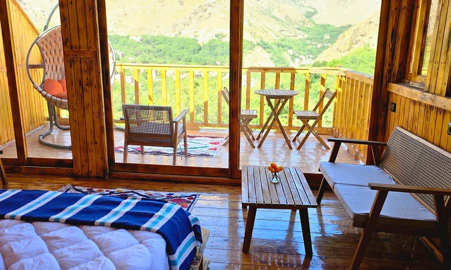 2 Days Desert Agafay and Atlas Mountains Trek From Marrakech - Day 1 Up the Atlas: mountain villages and a riad night