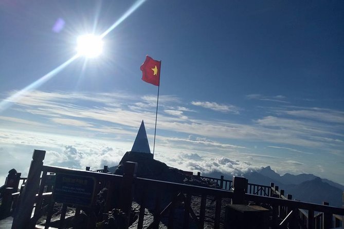 2 Days Fansipan Trekking - Day 2: sunrise option, then the long descent