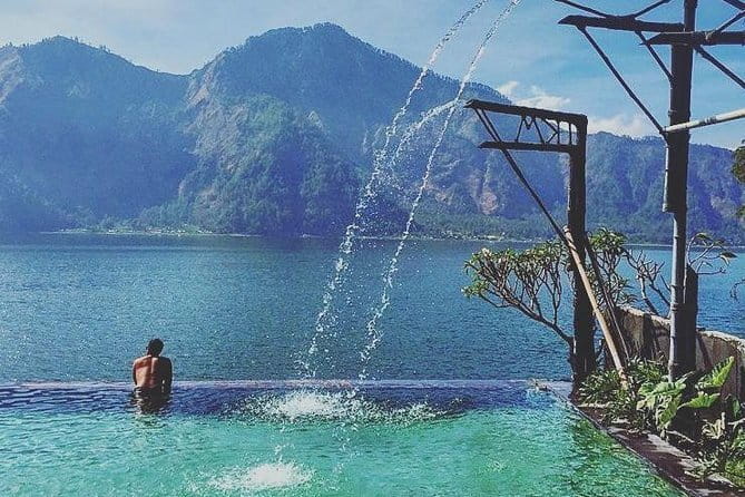 2 Days Mount Batur Sunrise Trekking With Private Ubud Day Tour - Sunset views plus a sunrise summit: beating the crowds without losing the magic
