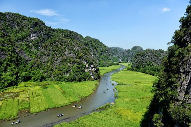 2-Days Sapa Tour with Fansipan Cable Car Trekking Three Village - Who should book this Sapa tour, and who might not love it?