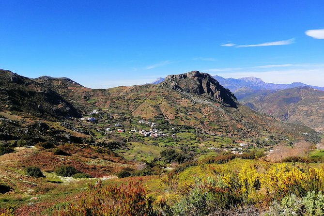 2 days trekking from Chefchaouen to Akchour - From blue alleys to mountain air: what makes this trek special