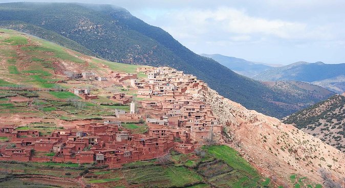 3 Day Trek in the Atlas Mountains and Berber Villages from Marrakech - Getting out of Marrakech: your private ride to Imlil