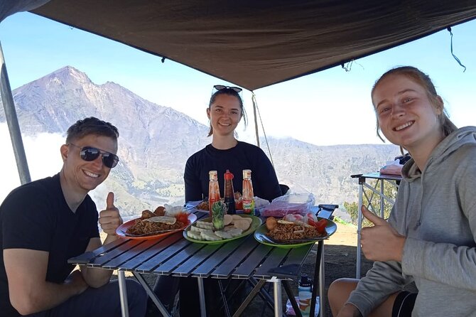 3D 2N Mount Rinjani Trekking Tour To Summit And Lake - Day 1 from Sembalun: Registration at RIC and the POS 1 / POS 2 Warm-Up