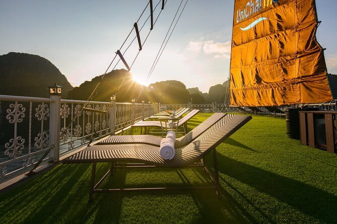 3Day Kayak & Trek to Ha Long Bay and Tamcoc (the 2nd day private) - Why this cruise feels calmer than the usual Ha Long route