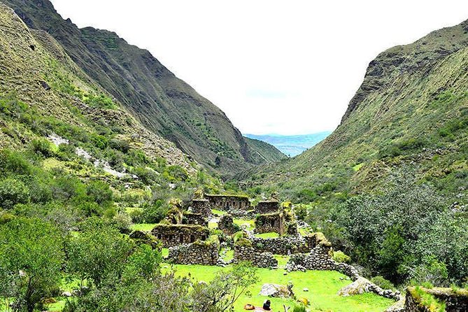 4-Day Lares Trek to Machu Picchu - Day 3: Home Visit with Quechua Families, Alpaca Textiles, and Lares Hot Springs
