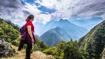 4 days/3 nights: Inka Jungle Trek to Machu Picchu - Day 2: Urubamba River hike on an Inca road, then Cocalmayo hot springs