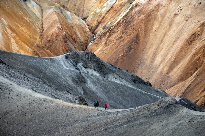 4 Days Laugavegur Trekking Tour - Four Days on Laugavegur: what your feet will learn
