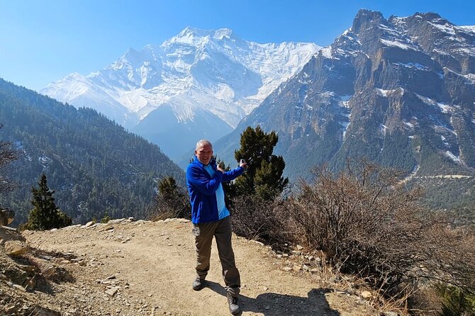 Annapurna Circuit Trek with Tilicho Lake (16 Days) - Yak Kharka to Thorong Phedi: staging for the pass