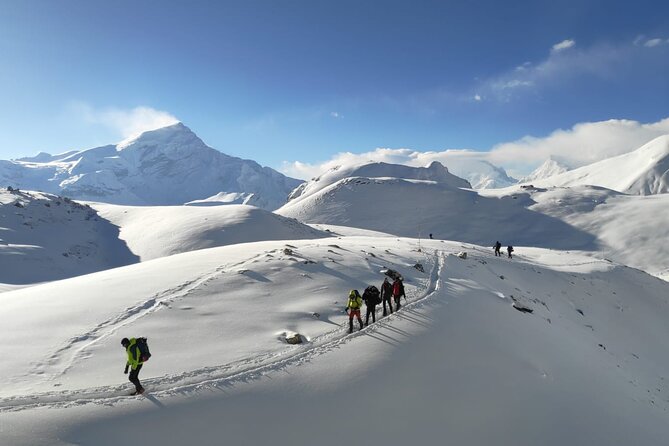 Annapurna Luxury Circuit Trek - From Kathmandu to Besisahar and Chame: the trek begins with a drive