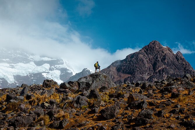 Ausangate and Rainbow Mountain Trek – 3 Days / 2 Nights - Cusco logistics: the value of a simple start at 5:00 am