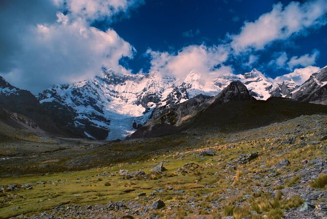 Ausangate Trek 5 Days - Day 1: Rondoca to Upis hot springs and your first Apu Ausangate views