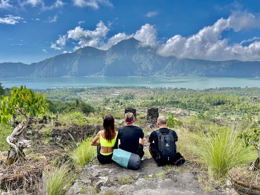 Bali: Mount Batur Guided Sunrise Trek with Breakfast - Guides make the difference: names you might meet and what they do