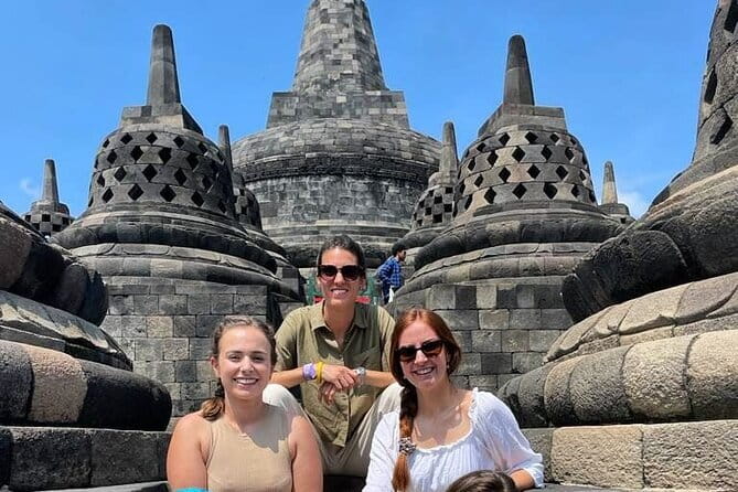 Borobudur Climb Up and Selogriyo Temple Rice Terraces Trekking - Key things I’d zero in on