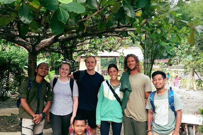 Bukit lawang tour 3days-2 night jungle trekking including rafting - Food, riverside camping, and what “basic” really means