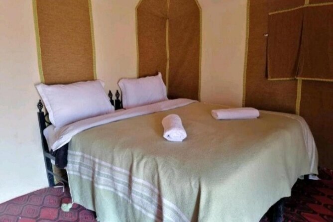 Camel Trekking & 1 Night in Merzouga Desert Camp - The desert camp night: private tent vibes with a watch-out on shared facilities