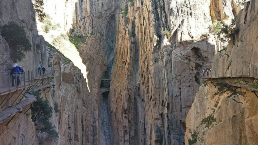 Caminito del Rey: Trekking Tour with Hiking Guide - Caminito del Rey: Why this walkway feels like a movie scene
