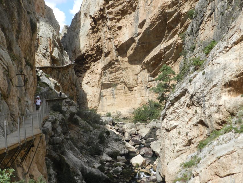 Caminito del Rey: Trekking Tour with Hiking Guide - Safety rules you must take seriously (and why it’s not just fussiness)