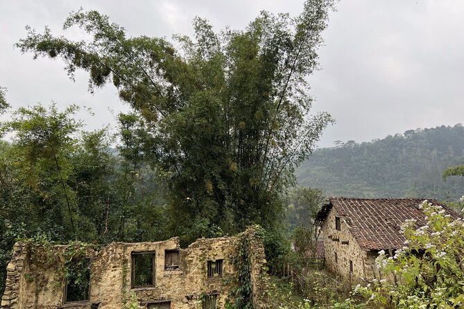Cao Bang Easy Trekking Tours 2Days/1Night Ban Gioc Waterfall ET1 - Price and value: what $129 buys you (and what costs extra)
