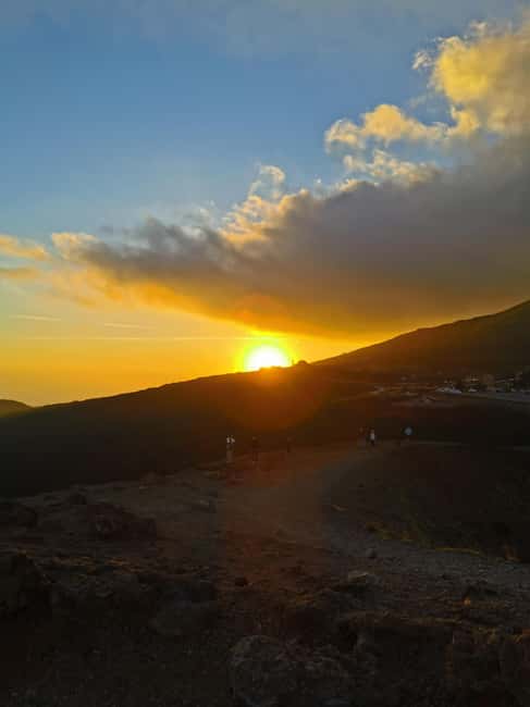 Catania: Mount Etna Sunset Trekking with Wine Tasting - Valle del Bove: why that huge caldera hits so hard