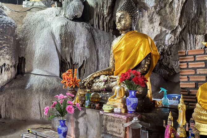 Chiang Dao Cave Trekking Small Group Tour – Full Day - Stop 1: Chiang Dao Cave (Wat Tham Chiang Dao) and why it’s more than a pretty hole