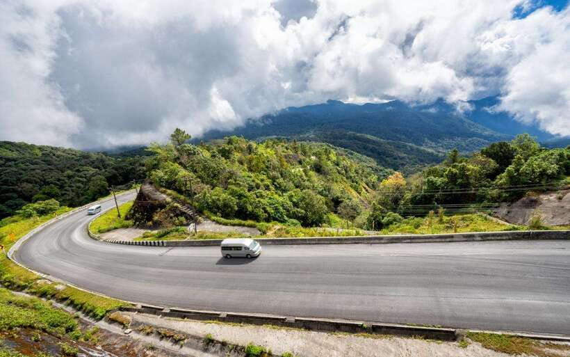 Chiang Mai: Doi Inthanon National Park and Pha Dok Siew Trek - Wachirathan Waterfall: the payoff stop for sore legs