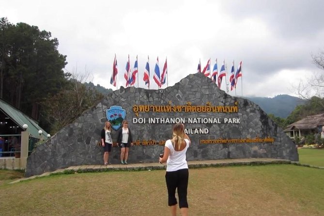 CHIANG MAI: Doi Inthanon-Trekking Pha Dok Seaw-Waterfall-Lunch - Lunch at the right time: fuel that keeps the trekking enjoyable