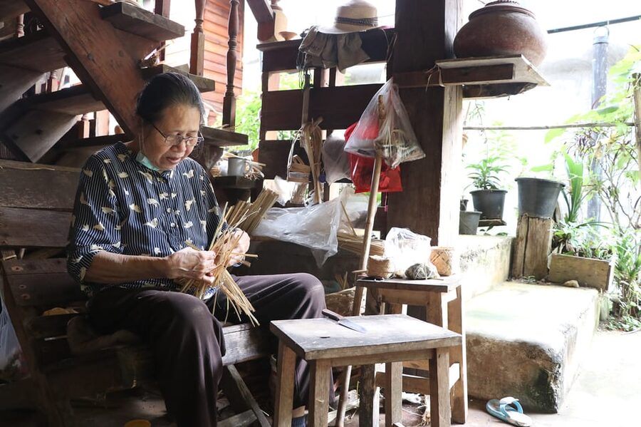 Chiang Mai: Gibbons, Trekking & Mae Kampong Small Group Tour - Key Things You’ll Notice on This Mae Kampong Gibbon Trek