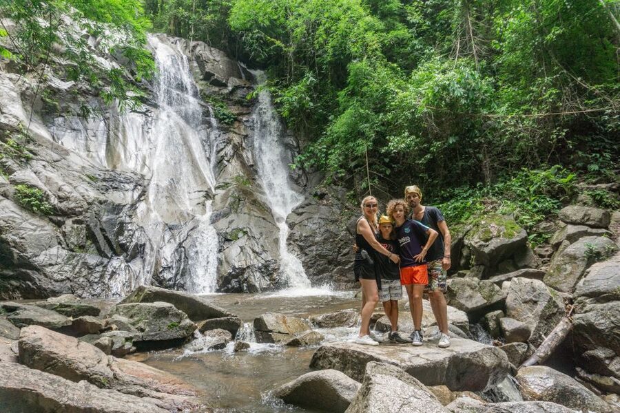 Chiang Mai: Guided Jungle and Waterfall Trek with Transfer - Lunch in Mae Taeng District: Fuel for the Waterfall Section