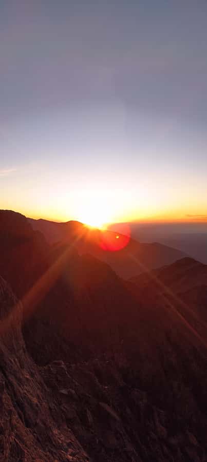 Climb Mount Toubkal: 3-Day Trek from Marrakech - The refuge night at Toubkal: crowded, cold, and real