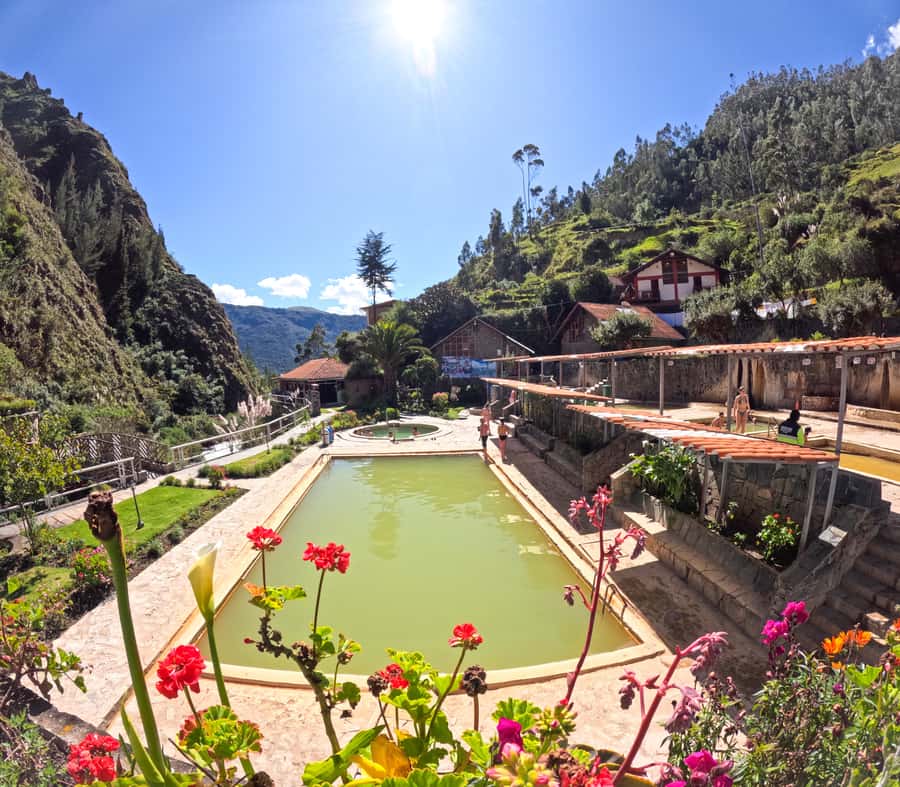 Cusco: 4-Day Lares Trek to Machu Picchu with Panoramic Train - Price check: is $690 really value, or just marketing?