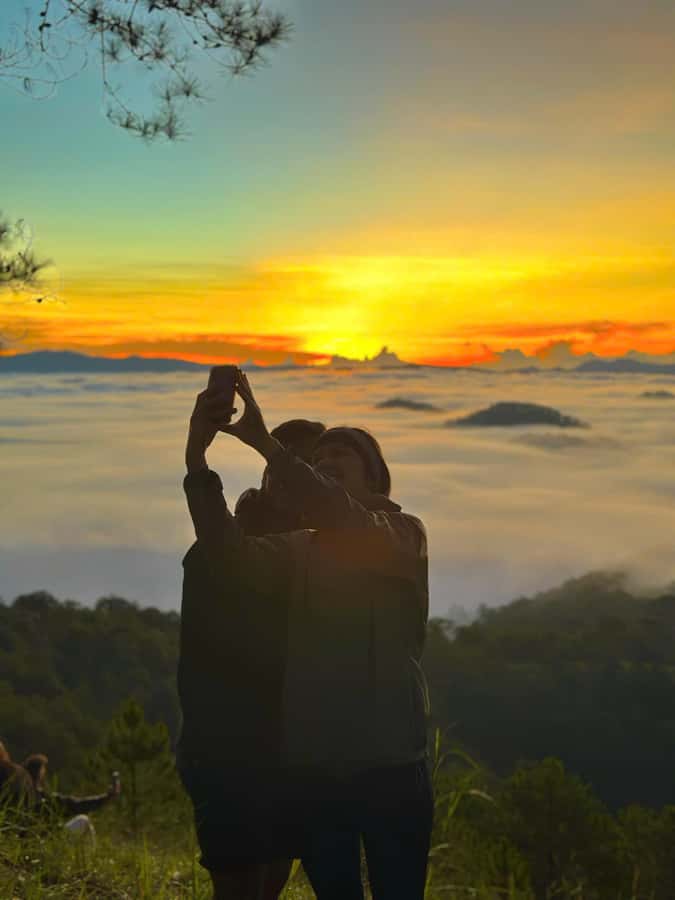 Dalat: Sunrise Trekking and Cloud Hunting experience - Key highlights worth waking up for