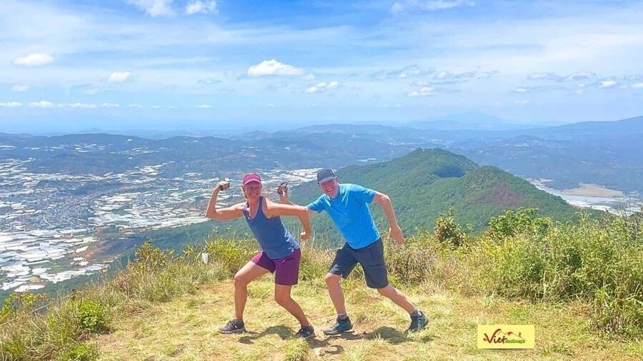 DaLat: Trek on Langbiang Mountain - Your day on the mountain: pickup, uphill, peak lunch, return drive