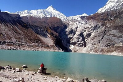 Dancing in the Manaslu Circuit Trek - Where the adventure starts: Kathmandu pickup and a smoother first day