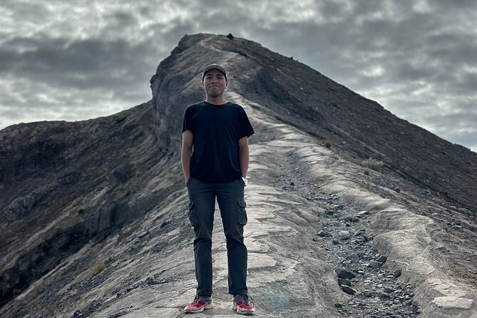 Dekwar Mount Agung Sunrise Trekking - The Gear Reality: Cold Under 10 Degrees and Footwear That Won’t Fail You