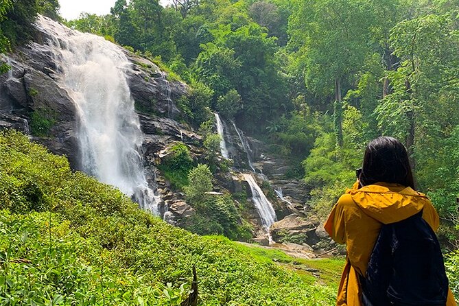 Doi Inthanon Private Trek & Lunch Tour from Chiang Mai - Getting out of Chiang Mai: why the early start matters