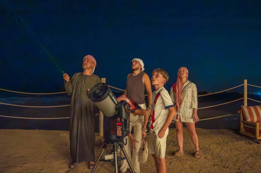 Dubai: Evening Camel Trekking & Dinner at Al Marmoom Oasis - The 45-minute camel trek: pace, photos, and how to ride comfortably