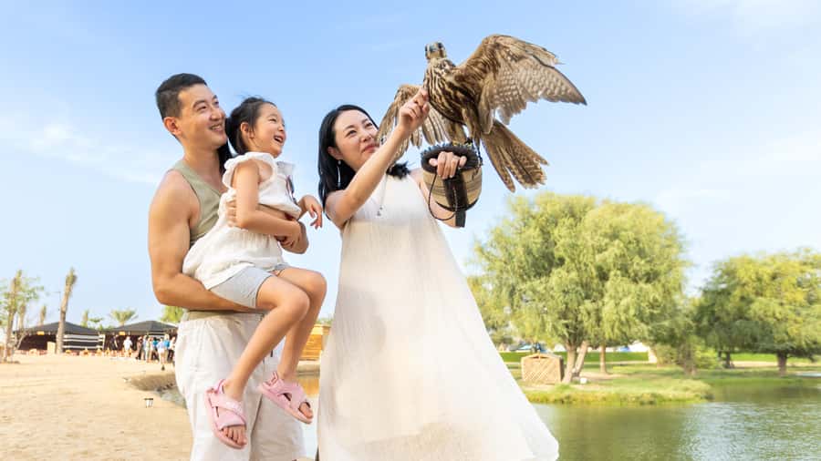 Dubai: Half-Day Camel Trekking with Al Marmoom Breakfast - Camel caravan trekking: what the 45-minute ride feels like