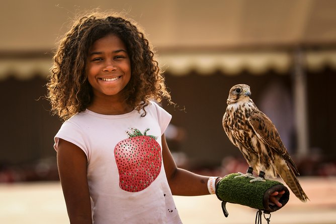 Dubai Sunset Camel Trekking with Shows & BBQ Dinner - BBQ dinner and unlimited drinks: eating your way through the night