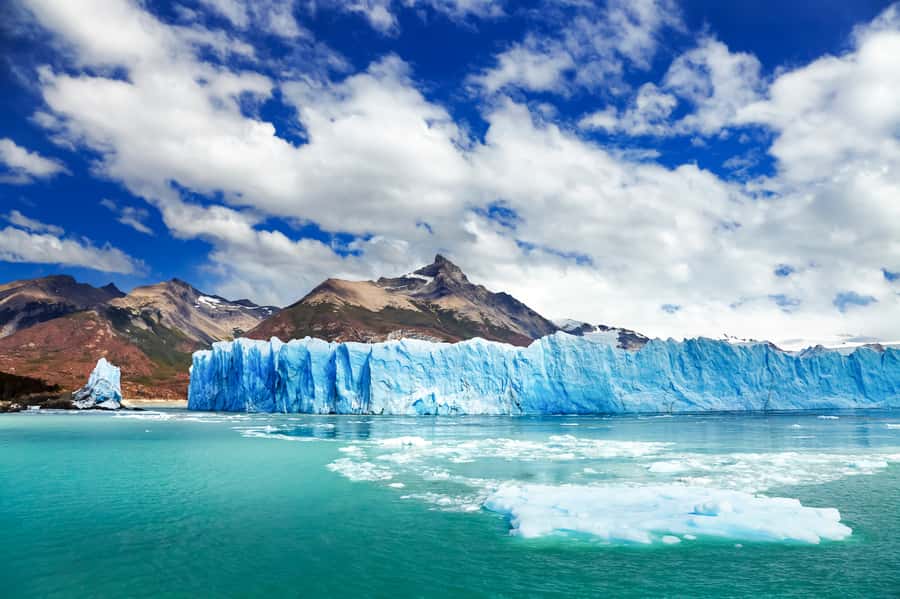 El Calafate: Perito Moreno Glacier Trekking Tour and Cruise - The glacier hike: crampons, safety gear, and how the timing usually works